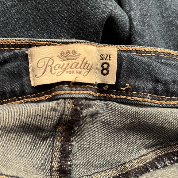 ROYALTY FOR ME Women’s Distressed Denim Jeans. Sz 8. - Picture 5 of 6